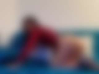Spettacolo in cam dal vivo con DangerLovers - Shaved Pussy su Camsoda
