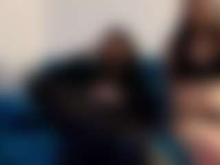 Show en direct avec DangerLovers - Petite sur Camsoda
