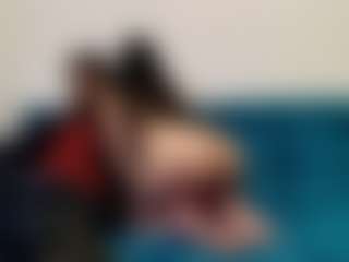 Live cam show with DangerLovers - Strip on Gym Cam Girls