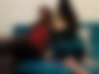 Live cam show with DangerLovers - Flashing on AdultVida.com