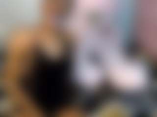 Live cam show with Hungrylexx - Gagging on CamClone