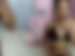 Live cam show with Hungrylexx - Gagging on live18s.com