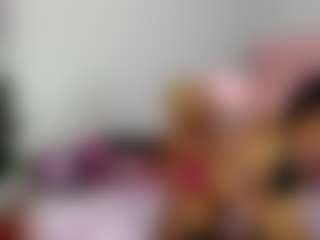 Live cam show with Hungrylexx - Skinny on Camsoda