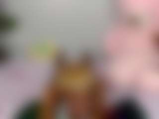 Live cam show with Hungrylexx - Moaning on StripNow