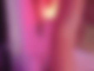 Live cam show with LunaCarmel - Massage on Cam Slut