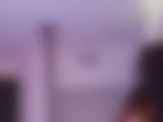 Live cam show with LunaCarmel - Stockings on xDating