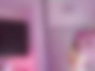 Live cam show with LunaCarmel - Dance on Pornisteam.com