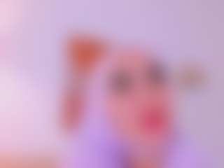 Live cam show with Malika-Noor - Gamer Mature on TastyBlacksLive