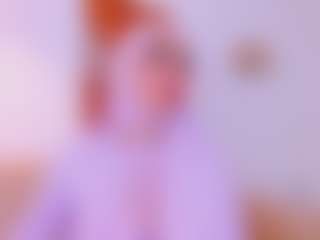 Live cam show with Malika-Noor - Petite on Camsoda