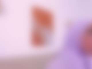 Live cam show with Malika-Noor - Nipple Piercings on Camsoda
