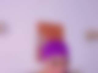 Live cam show with Malika-Noor - College Curvy on Camsoda