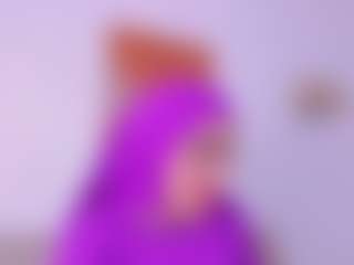 Live cam show with Malika-Noor - Teen (18+) on Camsoda