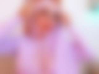 Live cam show with Malika-Noor - College Mature on Soda Cam