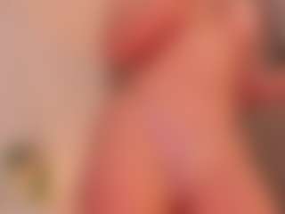 Live cam show with melisa-ross25 - Athletic on AdultVida.com