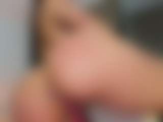 Live cam show with melisa-ross25 - Oil on Uber Horny