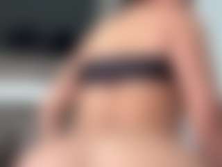 melisa-ross25's Live Sex Cam Show