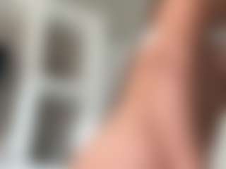 melisa-ross25's Live Sex Cam Show
