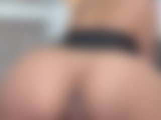 melisa-ross25's Live Sex Cam Show