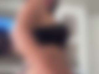 melisa-ross25's Live Sex Cam Show