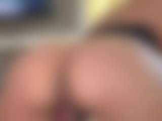 melisa-ross25's Live Sex Cam Show