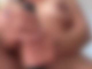melisa-ross25's Live Sex Cam Show