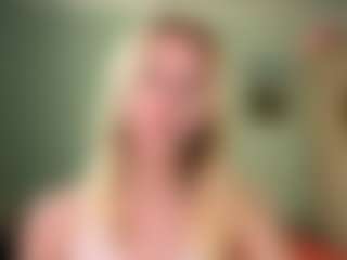 MelonieTrent's Live Sex Cam Show