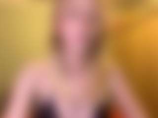 MelonieTrent's Live Sex Cam Show