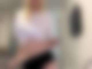 MelonieTrent's Live Sex Cam Show