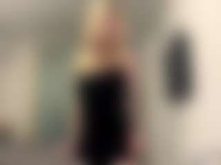 MelonieTrent's Live Sex Cam Show