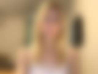 MelonieTrent's Live Sex Cam Show