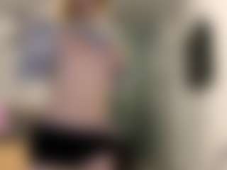 MelonieTrent's Live Sex Cam Show