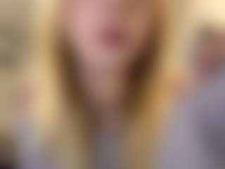 MelonieTrent's Live Sex Cam Show