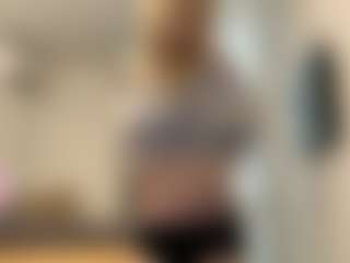 MelonieTrent's Live Sex Cam Show
