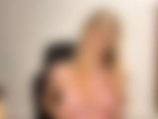 MelonieTrent's Live Sex Cam Show