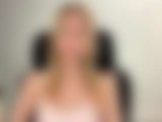 MelonieTrent's Live Sex Cam Show