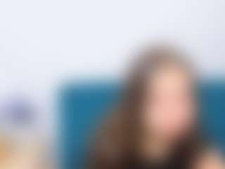 Live cam show with MillyClassy - Brown Eyes on AdultVida.com