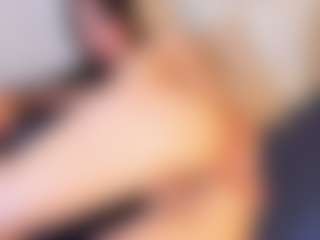Live cam show with MorganAura - Facial Piercings on Streamer API