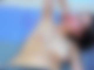 Live cam show with MorganAura - Oil on CamwithHer