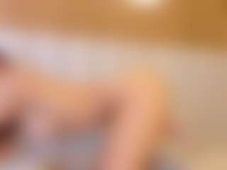 Live cam show with MorganAura - Ass Bouncing on Camsoda