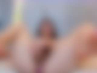 Live cam show with MorganAura - Oil on Stripli.com