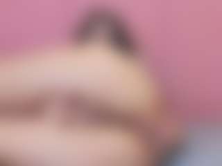 Live cam show with MorganAura - Camel Toe on TastyBlacksLive