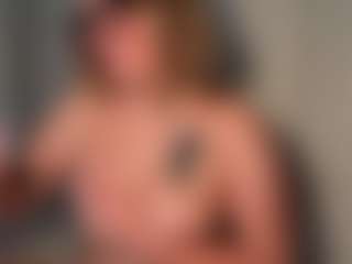 Tee's Live Sex Cam Show
