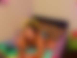Live cam show with Tee - Blonde Hair on Mixed Magazine Live