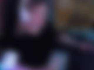 Live cam show with SofiaAdams - Shower on madthumbs