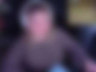 Live cam show with SofiaAdams - Shower on Dare Cams