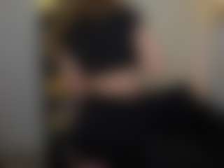 Live cam show with VivienVance18 - Squirt on SquirtSoMuch