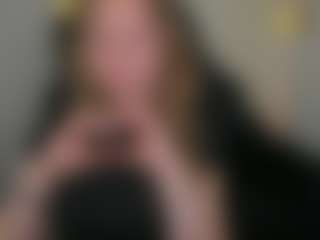 VivienVance18's Live Sex Cam Show
