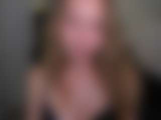 VivienVance18's Live Sex Cam Show