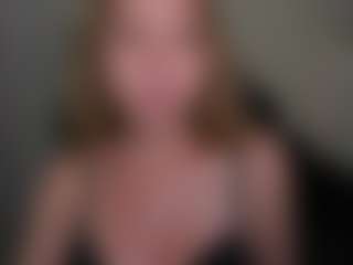 VivienVance18's Live Sex Cam Show