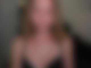 VivienVance18's Live Sex Cam Show